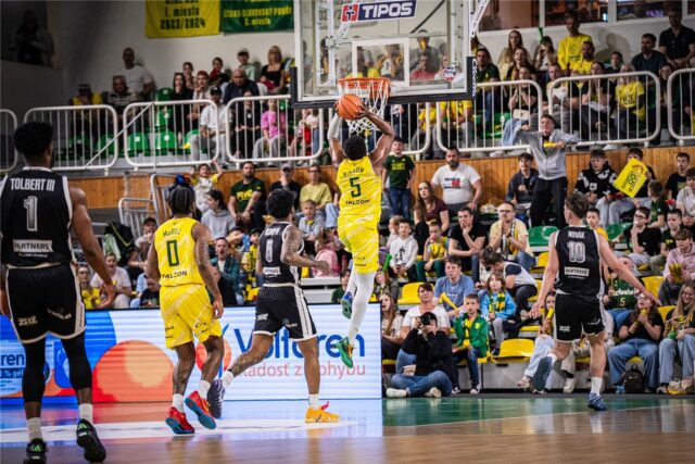 Body padali jedna radosť, Levice si uchmatli prvý zápas série